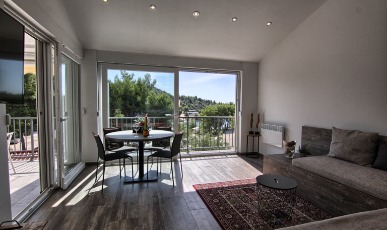 Apartma št. 5 - II. nadstropje desno 5