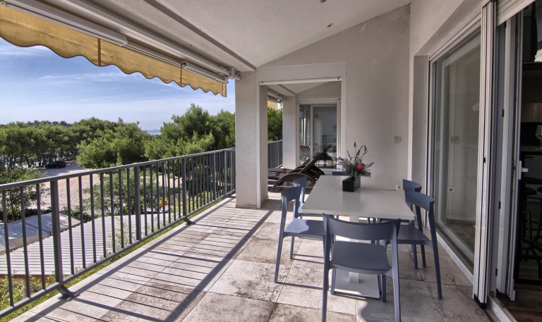 Apartma št. 3 - I. nadstropje desno 2